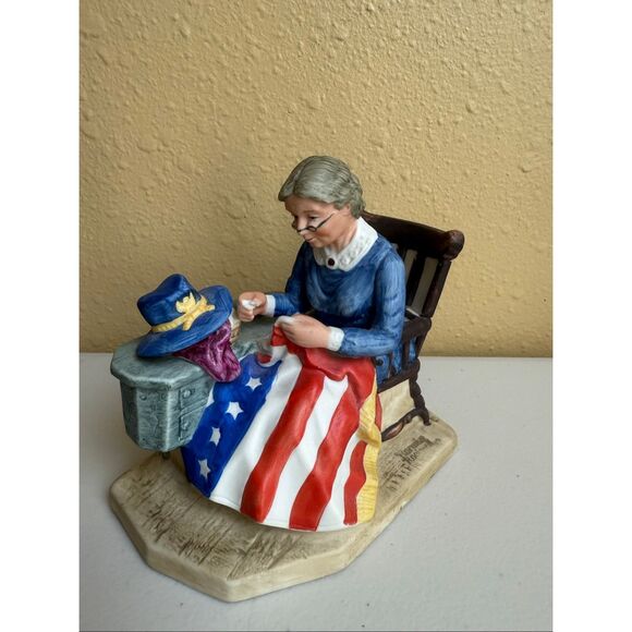 Vintage 1981 Norman Rockwell Porcelain Figure - Mending the Flag - Picture 2 of 12